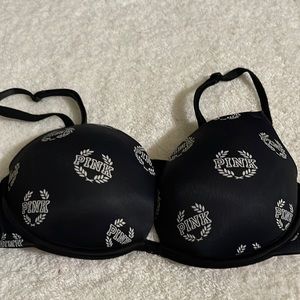 Push-up bra add 2 cups